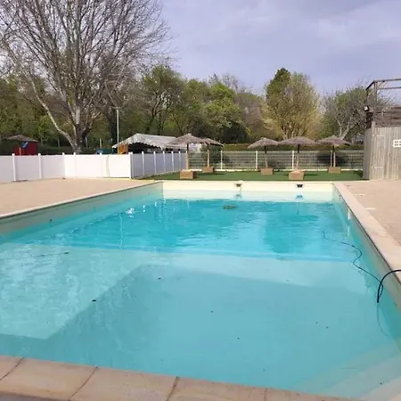 مكان تخييم 3 Etoiles - Piscine - Efcdfc Mirepeisset