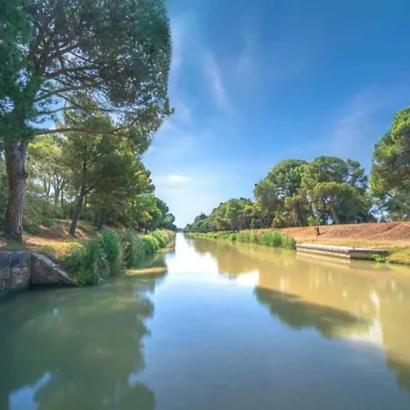 مكان تخييم 3 Etoiles - Piscine - Efcdfc